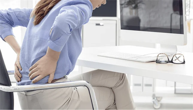 Ergonomic chair prevents back pain